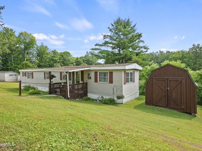 1 Lakewood Cir