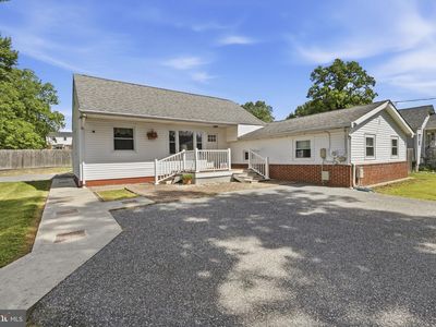 2411 Poplar Rd