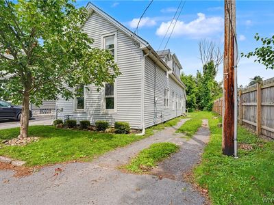 36 Temple Pl