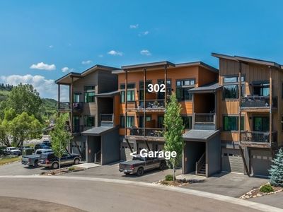 310 Fox Springs Circle UNIT 302