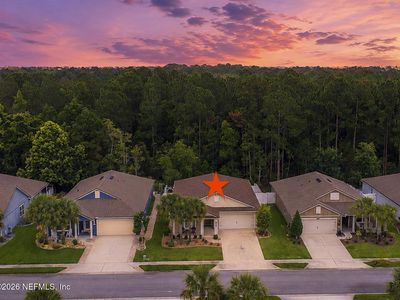 332 PALACE Drive
