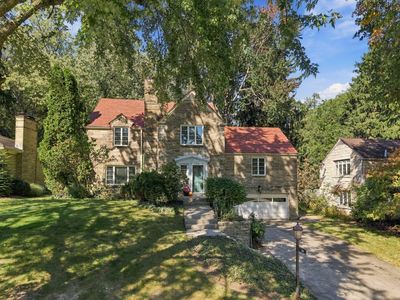 103 Woodland Dr