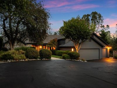 8707 Knobhill Cir