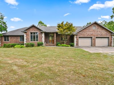 1602 Equestrian Road