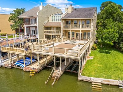143 Capetown St