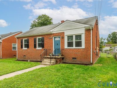 2906 Pickett St