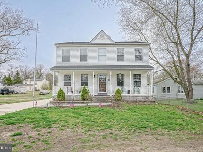 38 Clifford Ave