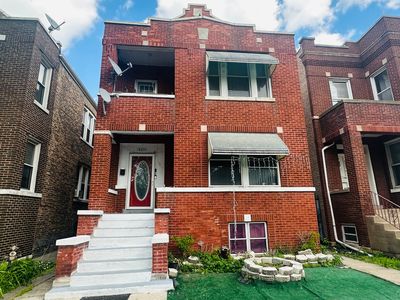 4233 S California Ave