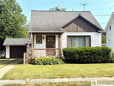 32 Willowbrook Ave