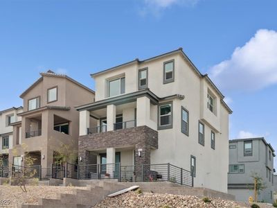 1474 Whistling Kite St