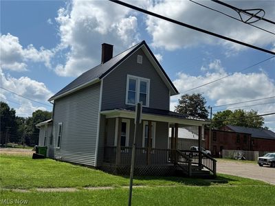 Property at 327 Locust St, Coshocton, OH