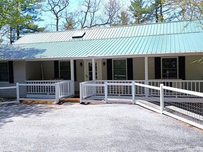 70 Tulip Lane