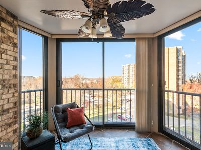 5902 Mount Eagle Dr APT 801