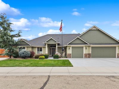 4593 W Niemann Ct