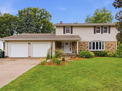 2110 W Bay Dr