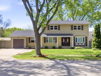Property at 1117 E Kitson Dr, Palatine, IL