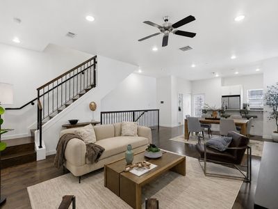 3200 Ross Ave APT 28