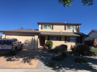 453 Taylor Dr