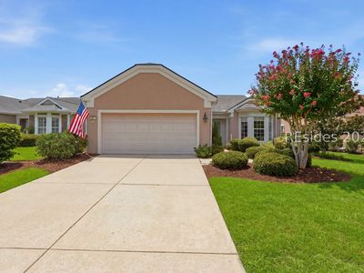 65 Holly Ribbons Cir