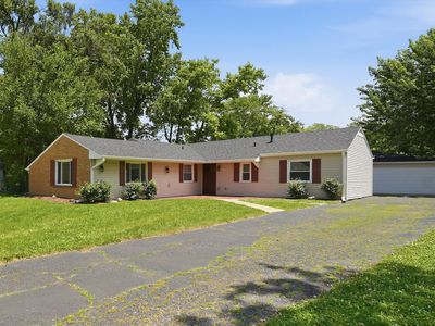 Property at 113 Parklawn Ct, Bolingbrook, IL