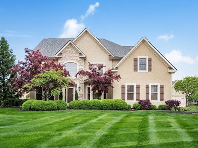 5009 Medallion Dr