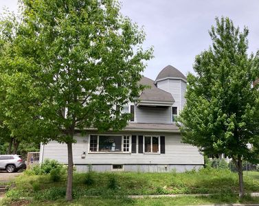 223 Elm St