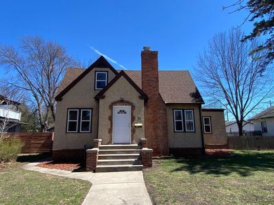 820 14th Ave S