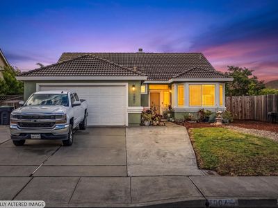 1007 Mayfield Way