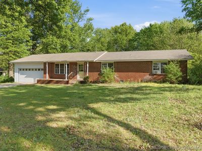 7195 E Battenfield Dr