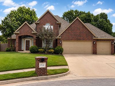 204 Ainsley Ct