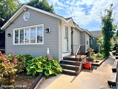 40 Andrews Avenue