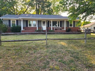 913 Eastern View Dr