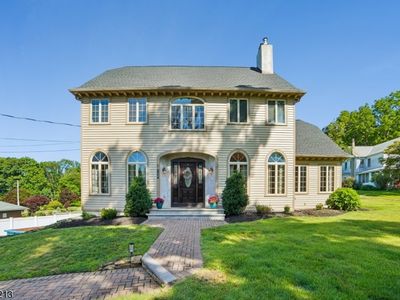 883 Boonton Ave