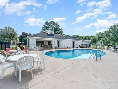 5060 Glenbrook Dr. #203