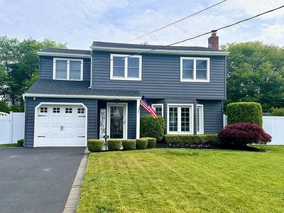 27 Bethesda Ln