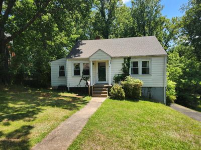 723 Sunset Dr