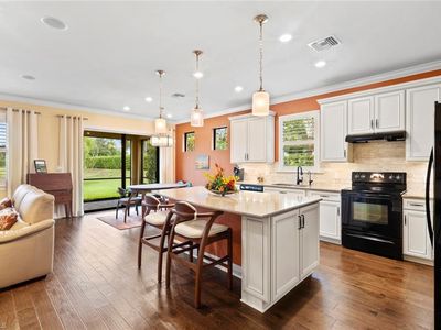 5916 Prosperity LN
