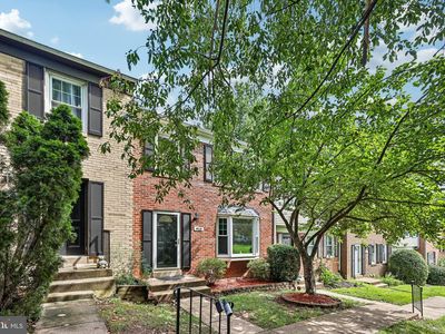 910 Sherwood Ct