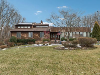 16 Fox Hollow Ridings Road