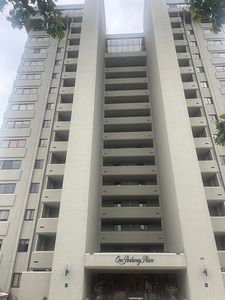 350 S John Q Hammons Pkwy APT 7B