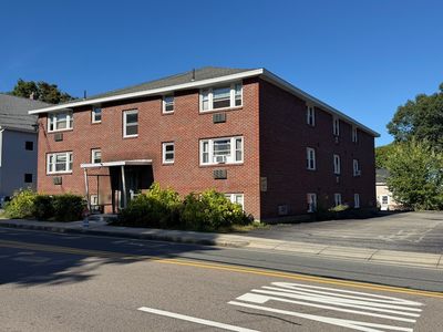 83 Pleasant St