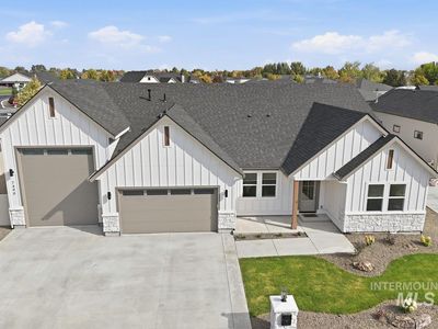 7490 E Midberry Ct