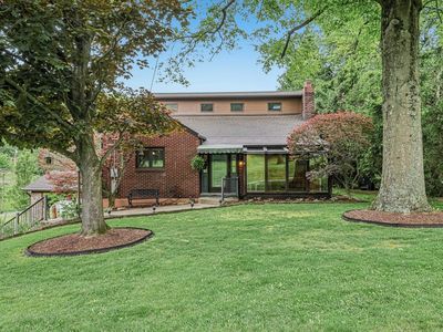529 Utopia Rd