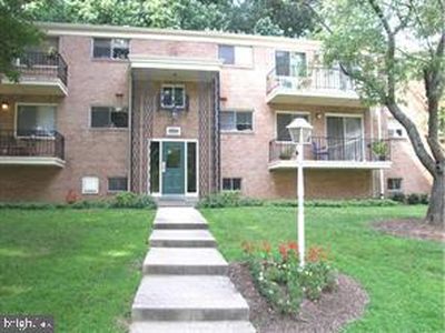 10500 Weymouth St APT 104