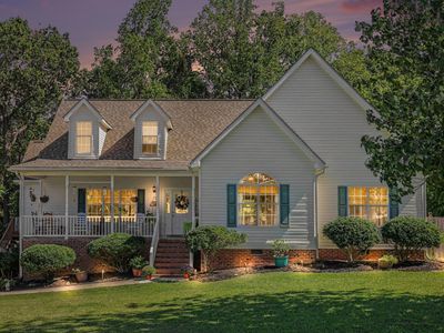 40 Meadow Ln