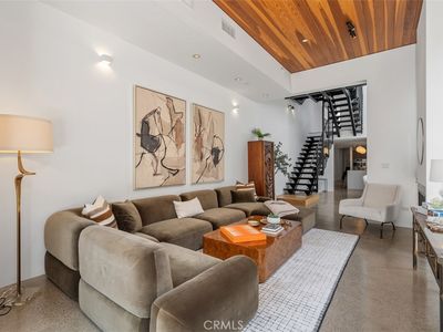 417 1/2 Sunset Ave