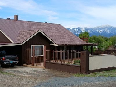 520 6th E