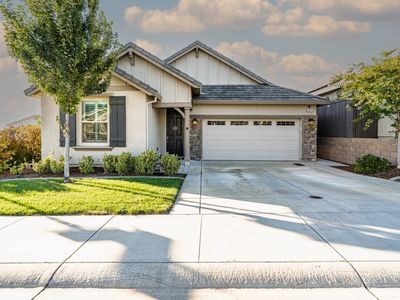 2811 Boxcar Dr