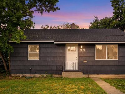 1644 E Longfellow Ave