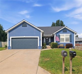 846 SW Country Hill Dr